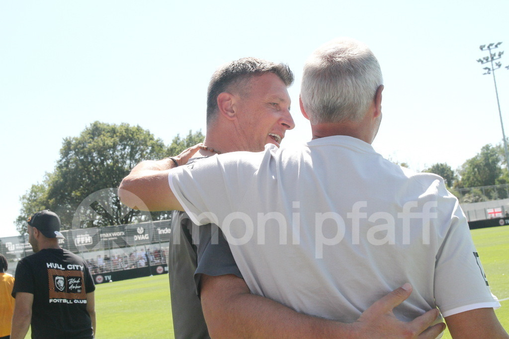 Eintr_Hull_City_08-08-2026 | Hull City Trainer Sergej Jakirovic &amp; Eintracht Trainer Adi Hütter - Realisiert mit Pictrs.com