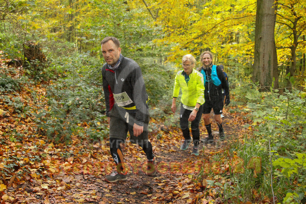 251026_1309_EV4_6578 | Sportfotografie im Rhein-Sieg Kreis, Köln, Bonn, NRW, Rheinland Pfalz, Hessen, etc. Unser Tätigkeitsfeld umfasst den Laufsport vom Volkslauf über den Marathon, Duathlon, Triathon bis zum Ultralauf wie Kölnpfad Ultra oder Schindertrail.