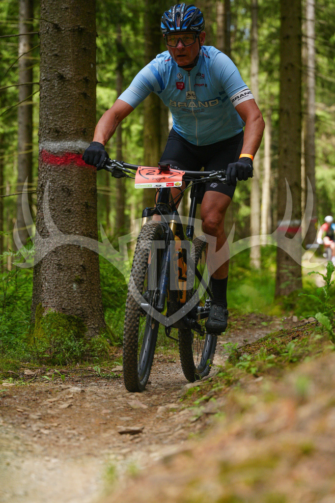 FC603778 | Fotogalerie der Treibjagd im Dunkelwald - Dein MTB Etappenrennen im Erzgebirge - Realisiert mit Pictrs.com