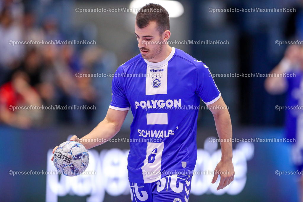 Gum14112401022 | 14.11.2024, Handball, DHB-Pokal Achtelfinale , VfL Gummersbach - Bergischer HC, Schwalbe-Arena: Milos Vujovic (GUM #6)