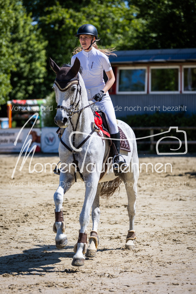 Donop24-ASprmstA-122 | MomenTaufnahmen Pferdesportfotos