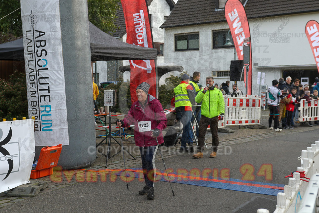 221127_1203_EV9_3225 | Sportfotografie im Rhein-Sieg Kreis, Köln, Bonn, NRW, Rheinland Pfalz, Hessen, etc. Unser Tätigkeitsfeld umfasst den Laufsport vom Volkslauf über den Marathon, Duathlon, Triathon bis zum Ultralauf wie Kölnpfad Ultra oder Schindertrail.