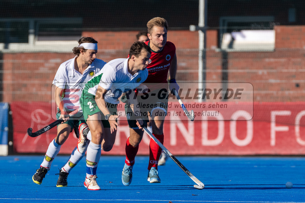 HK_20241103_108521 | 1. Bundesliga Herren Crefelder HTC - Hamburger Polo Club am 3.11.2024 CHTC Krefeld, Krefeld , Tom Craig ( Hamburger Polo Club #2 ) , van Ehren Christian ( Crefelder HTC #16 )