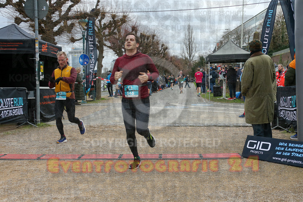231231_1156_EX1_4634 | Sportfotografie im Rhein-Sieg Kreis, Köln, Bonn, NRW, Rheinland Pfalz, Hessen, etc. Unser Tätigkeitsfeld umfasst den Laufsport vom Volkslauf über den Marathon, Duathlon, Triathon bis zum Ultralauf wie Kölnpfad Ultra oder Schindertrail.
