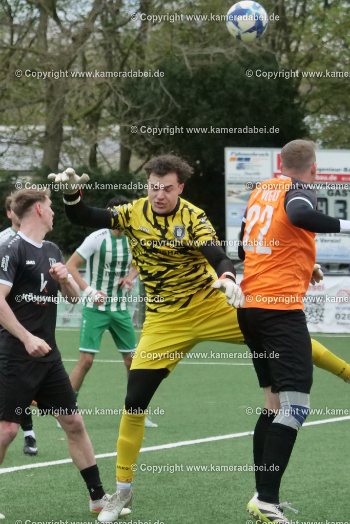 Fußball : Kreisliga A : TV Voerde - Rheingold Emmerich am 29.03.2026  in Voerde. | Fußball : Kreisliga A : TV Voerde - Rheingold Emmerich am 29.03.2026  in Voerde. - Realisiert mit Pictrs.com
