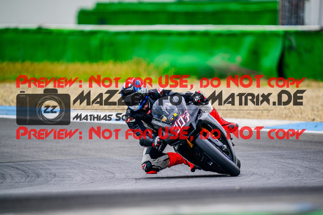 MaZZes_FotoMatrix_240614_6007705_7658 | GELB