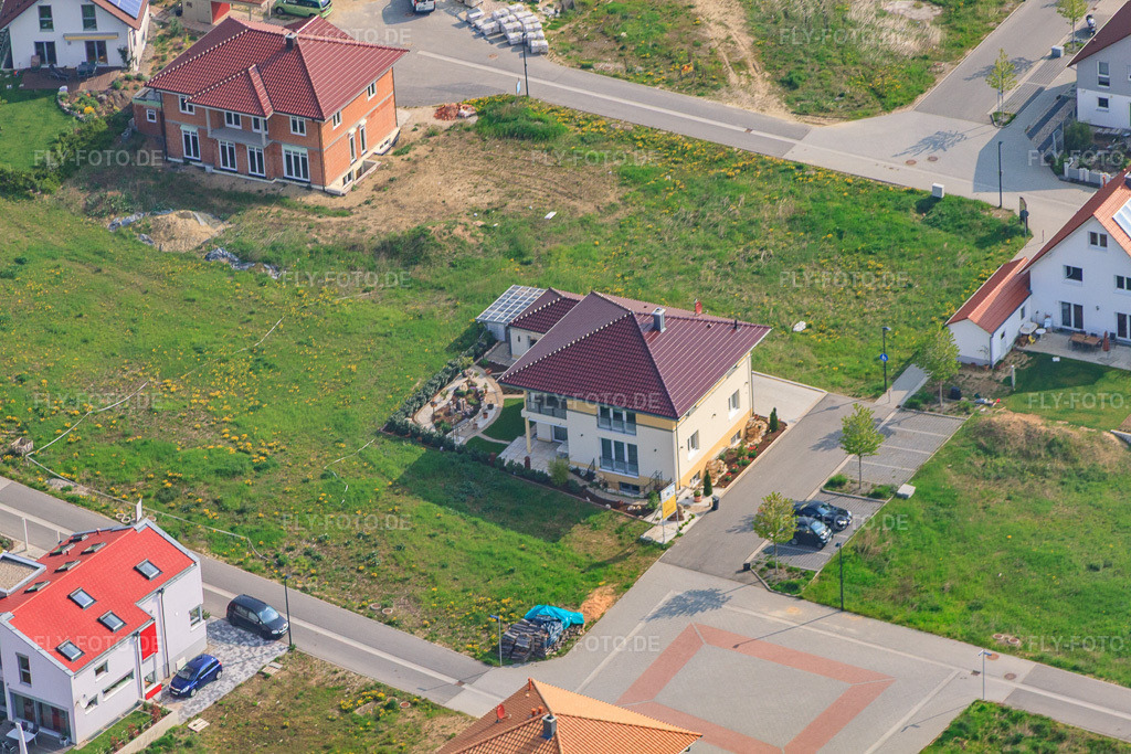 Luftbild: Am Höhenweg in Kandel im Bundesland Rheinland-Pfalz in Deutschland. Foto: IMG_26262.jpg vom 27.04.2010 durch Werner Riehm/FLY-FOTO.de