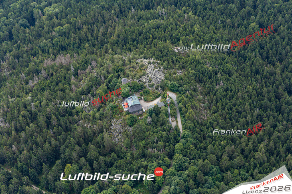 Aktuelles Luftbild von Kösseine Tröstau Kauf mit Lizenz / Bildrechten möglich- Die Luftaufnahme wurde 2021 mittels UL-Flugzeug erstellt ( keine Drohne ) - hochauflösende Kamera-Systeme von  Canon -Beste Qualität - Für grossformatige Ausdrucke geeignet. Die Geschenkidee !
