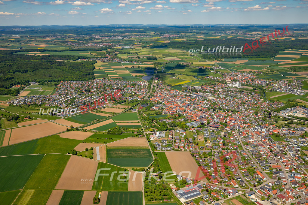 sontheim-an-der-brenz-map-luftbild-621-jahr-2025 | Luftaufnahme von Sontheim an der Brenz Vs Google Maps- Die Luftaufnahme wurde 2025 vom UL-Flugzeug heraus erstellt ( keine Drohne ) - Hochauflösende Luftaufnahme - für professionelle Ausdrucke geeignet. Die Geschenkidee !Mit Lizenz und Bildrechte bestellbar