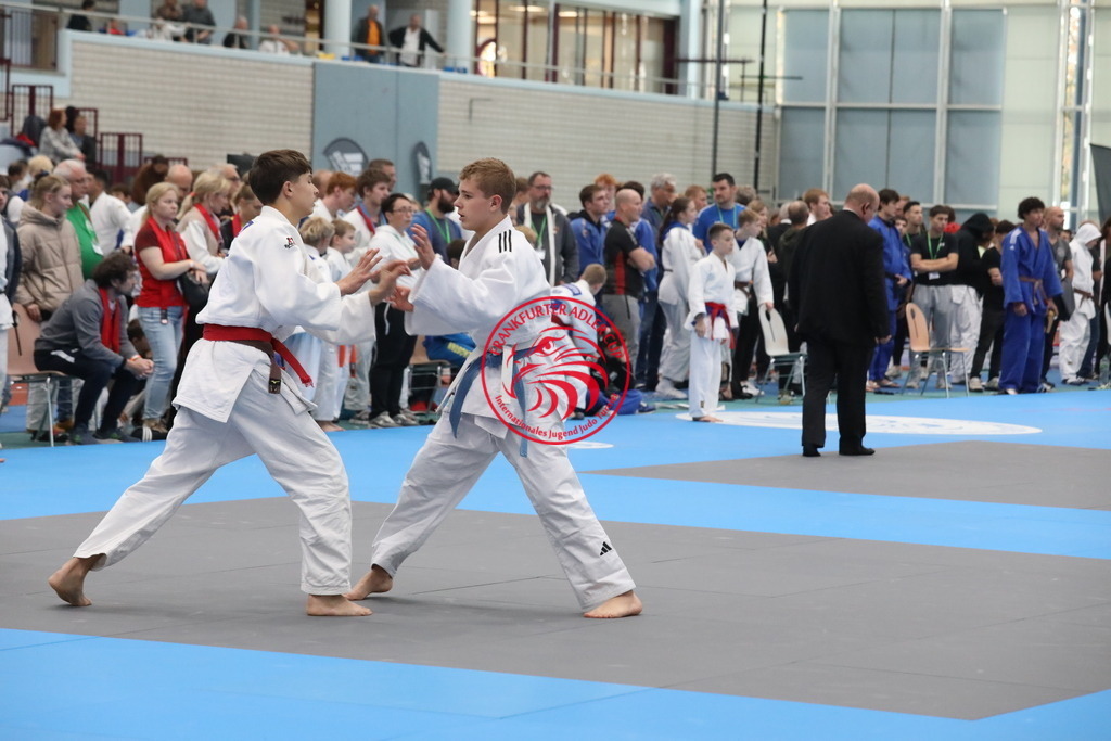 1J7A3177 | Fotos vom Adler Cup - Pictures from Adler Cup

Hier findet Ihr alle Eindrücke und großen Momente der Adler Cup Wochenenden. Here you will find all impressions and great moments of the Adler Cup weekends. - Realisiert mit Pictrs.com