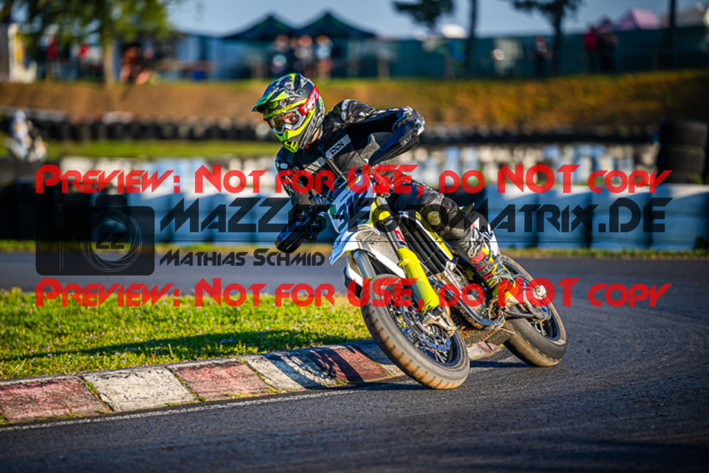 MaZZes_FotoMatrix_230916_3432 | S4