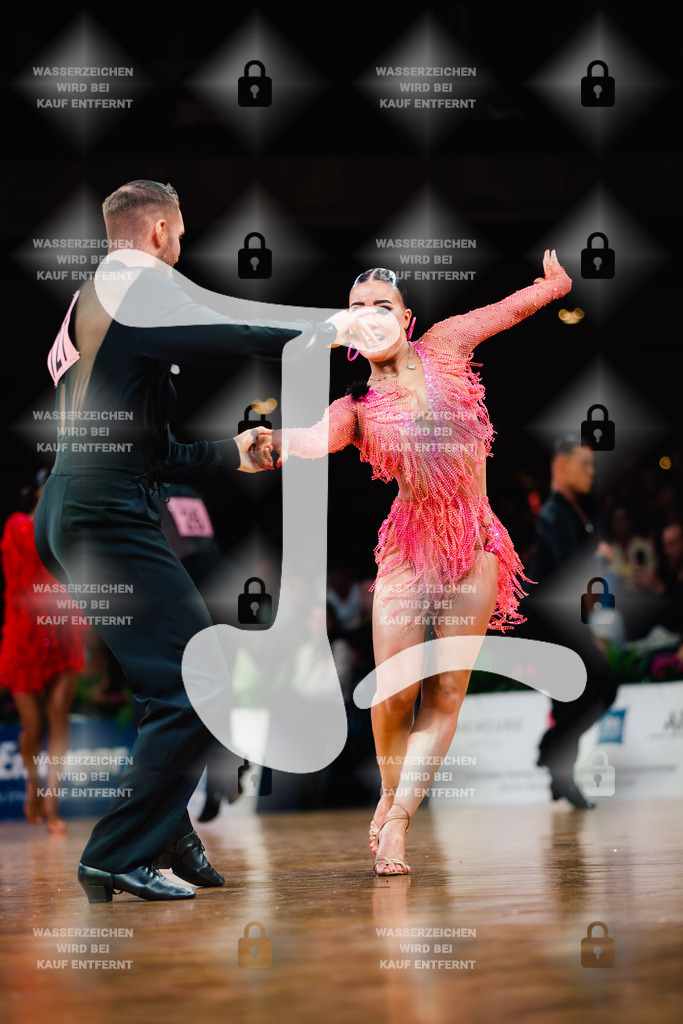 GOC 2025 - WDSF GrandSlam Latin 76th-79th (127) Oleg Streletsky _ Maryia Sabanskaya (AIN)-2025-08-23-1747 | Webshop for digital downloads and prints of dance sport, event & show photographer Julian Link - Realisiert mit Pictrs.com