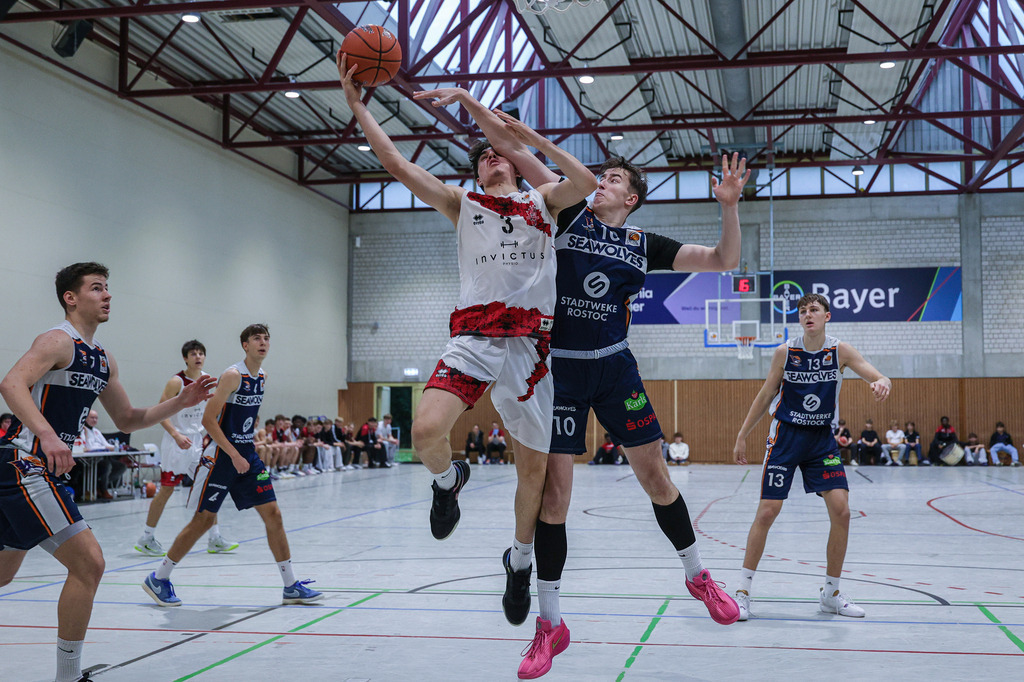 NBBL BAYER GIANTS vs Rostock Seawolves-81 | Fotos von Basketballspielen aus dem Raum NRW fotografiert von Gero Mueller-Laschet und Daniel Schaefer - Realisiert mit Pictrs.com