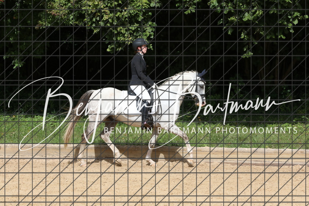 AZ2A2240 | Benjamin Bartmann Photomoments