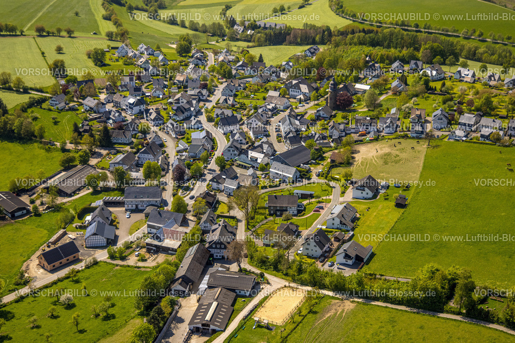 Schmallenberg230506531 | Luftbild, Ortsansicht Ortsteil Holthausen, kath. Kirche St. Michael, Holthausen, Schmallenberg, Sauerland, Nordrhein-Westfalen, Deutschland