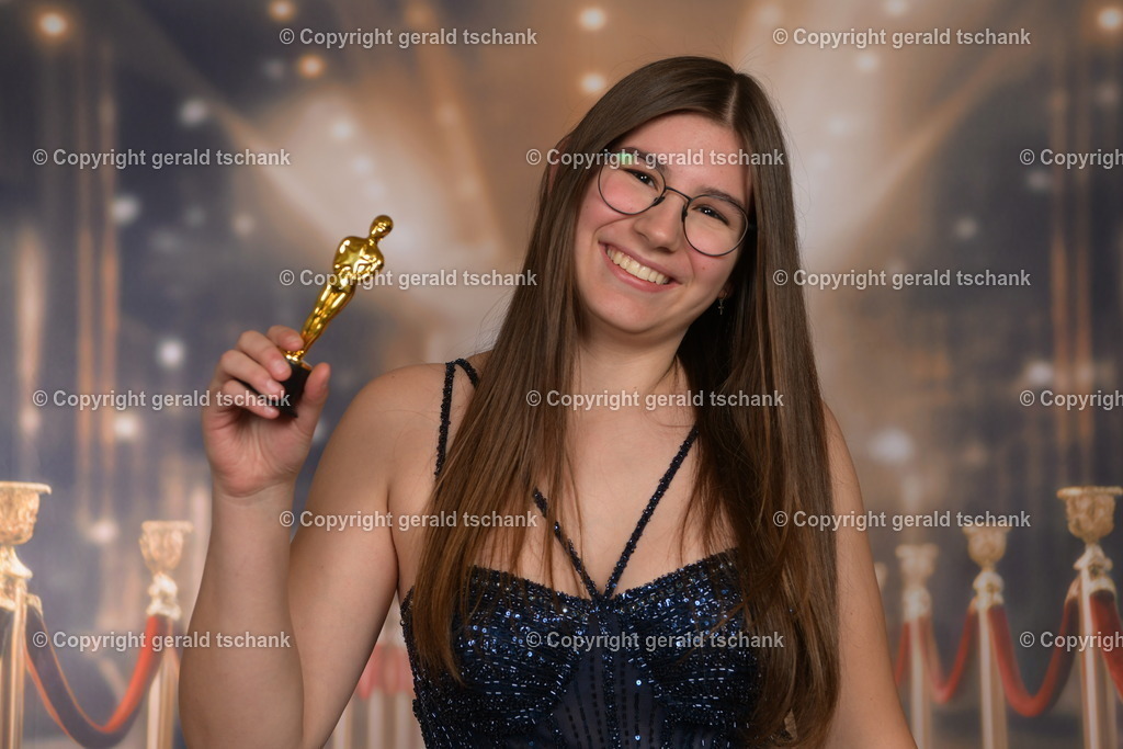 MT1_5140 | Wählen Sie hier bitte Ihr bestes Foto aus, mit diesem Bild wird Ihr Set produziert. Sollten Sie kein Bild wählen oder mehrere suchen wir das Beste aus!