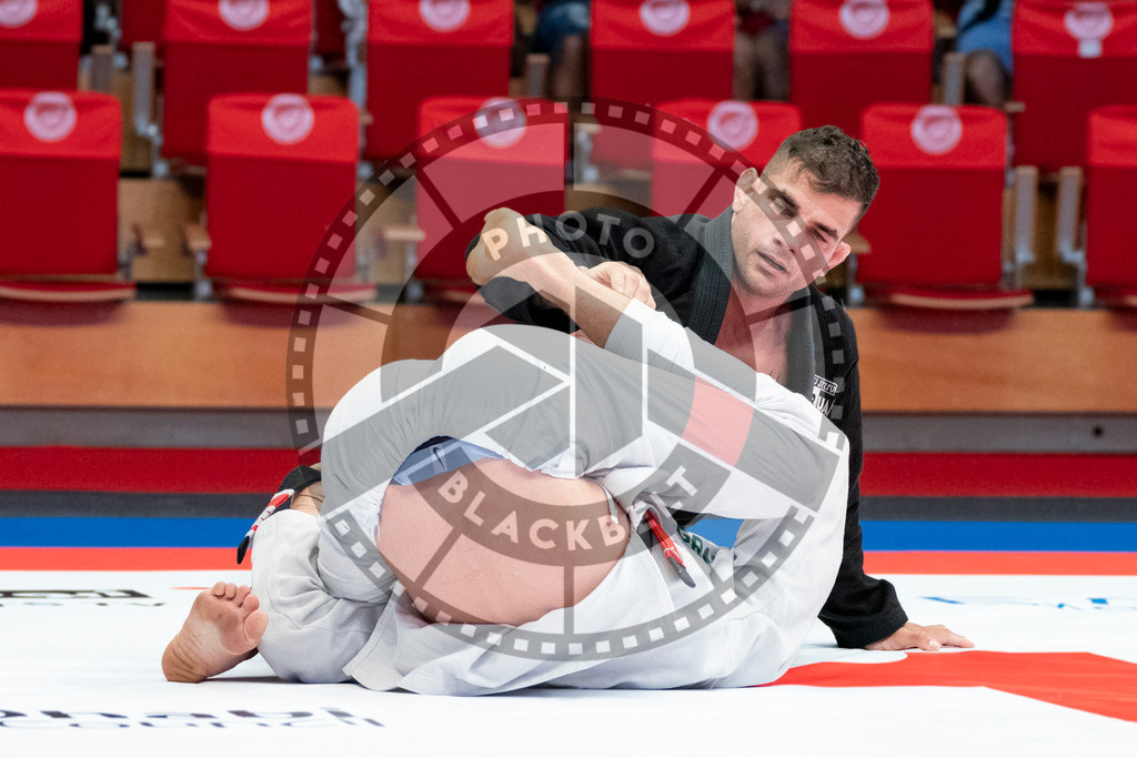 20231106PBB1249 | Fighters compete during the AJP World Master Championship in the Mubadala Arena in Abu Dhabi, Arab United Emirates, on November 6, 2023.