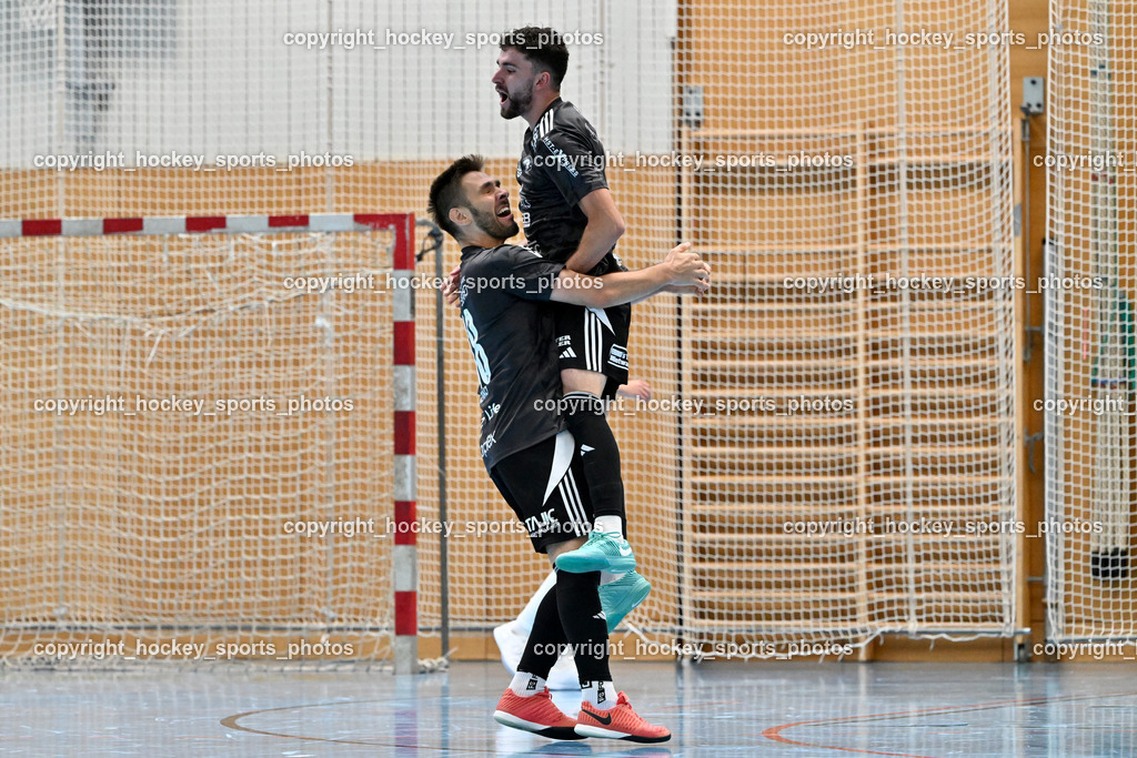 Carinthia Flamengo Futsal Club vs. FC Ljuti Krajisnici | Jubel #6 Muhamed Ramic FC Ljuti Krajisnici, #18 Nermin Hasanbegovic FC Ljuti Krajisnici, Carinthia Flamengo Futsal Club vs. FC Ljuti Krajisnici, Carinthia Flamengo Fusal Club vs. FC Ljuti Krajisnici am 12.10.2025 in Klagenfurt (Ballspielhalle Viktring), Austria, (Photo by Bernd Stefan)