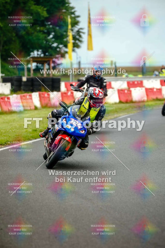 VBK-4222 | Hier findet Ihr Bilder von Touristenfahrten auf der Nürburgring Nordschleife oder von anderen Veranstaltungen die ich besucht habe. Viel Spass beim Durch Schauen 