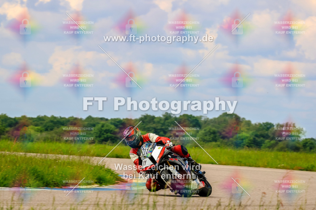 MotoTeam-1156 | Hier findet Ihr Bilder von Touristenfahrten auf der Nürburgring Nordschleife oder von anderen Veranstaltungen die ich besucht habe. Viel Spass beim Durch Schauen 