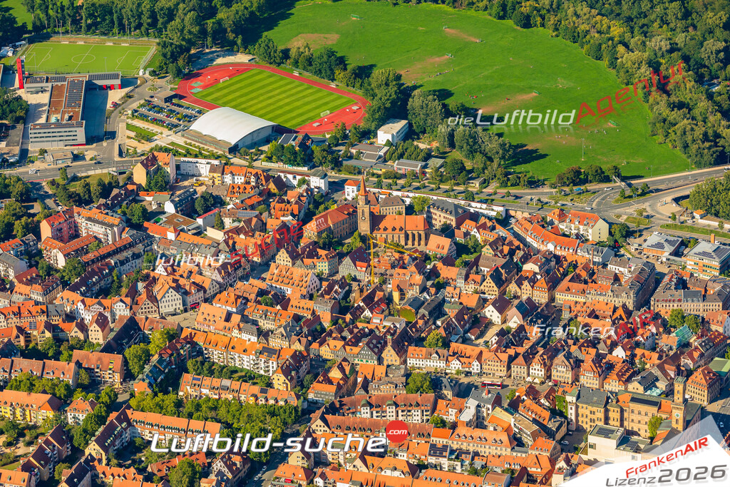 Klassische Luftaufnahme ohne Drohne zeigt:Altstadt bei Fürth - Die Luftbildaufnahme wurde 2025 vom UL-Flugzeug heraus erstellt ( keine Drohne ) - Hochauflösende Luftaufnahme -Nicht vergleichbar mit Google Maps oder Satelittenbilder- Die Geschenkidee !Mit Lizenz und Bildrechte bestellbar