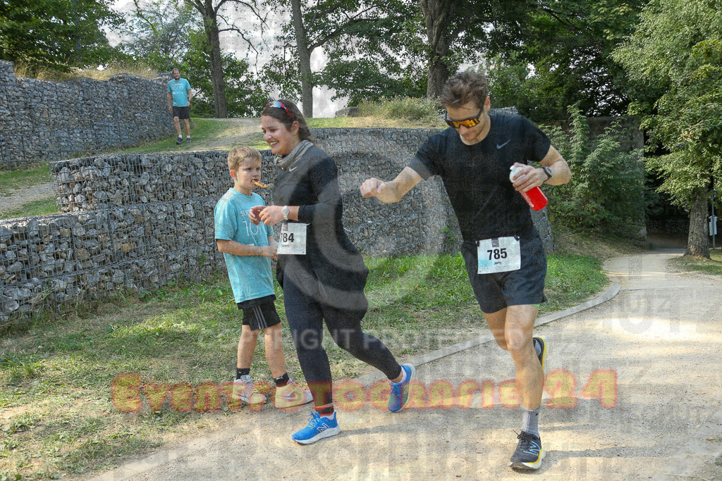 250824_1536_EX1_8822 | Sportfotografie im Rhein-Sieg Kreis, Köln, Bonn, NRW, Rheinland Pfalz, Hessen, etc. Unser Tätigkeitsfeld umfasst den Laufsport vom Volkslauf über den Marathon, Duathlon, Triathon bis zum Ultralauf wie Kölnpfad Ultra oder Schindertrail.