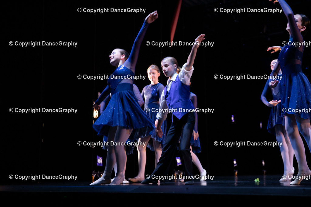 GPHY5054 | DanceGraphy - Realisiert mit Pictrs.com