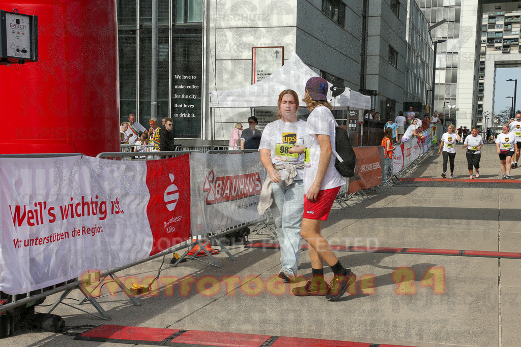250920_1347_EX1_6707 | Sportfotografie im Rhein-Sieg Kreis, Köln, Bonn, NRW, Rheinland Pfalz, Hessen, etc. Unser Tätigkeitsfeld umfasst den Laufsport vom Volkslauf über den Marathon, Duathlon, Triathon bis zum Ultralauf wie Kölnpfad Ultra oder Schindertrail.