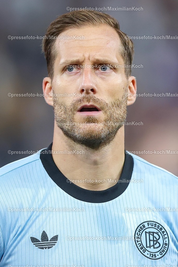 DFB10102502072 | 10.10.2025, Fußball, Länderspiel, Deutschland - Luxemburg, UEFA WM-Qualifikation, 2025/2026, Gruppe A, PreZero Arena in Sinsheim: Torwart Oliver Baumann (GER #01) DFB regulations prohibit any use of photographs as image sequences and or quasi-video.
