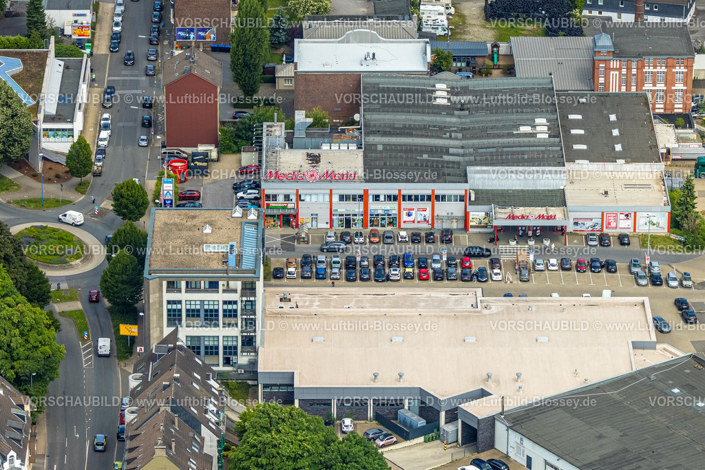 Velbert250601010-2 | Luftbild, Media Markt Einkaufszentrum mit Parkplatz, vorne Aldi Supermarkt, Velbert, Ruhrgebiet, Nordrhein-Westfalen, Deutschland