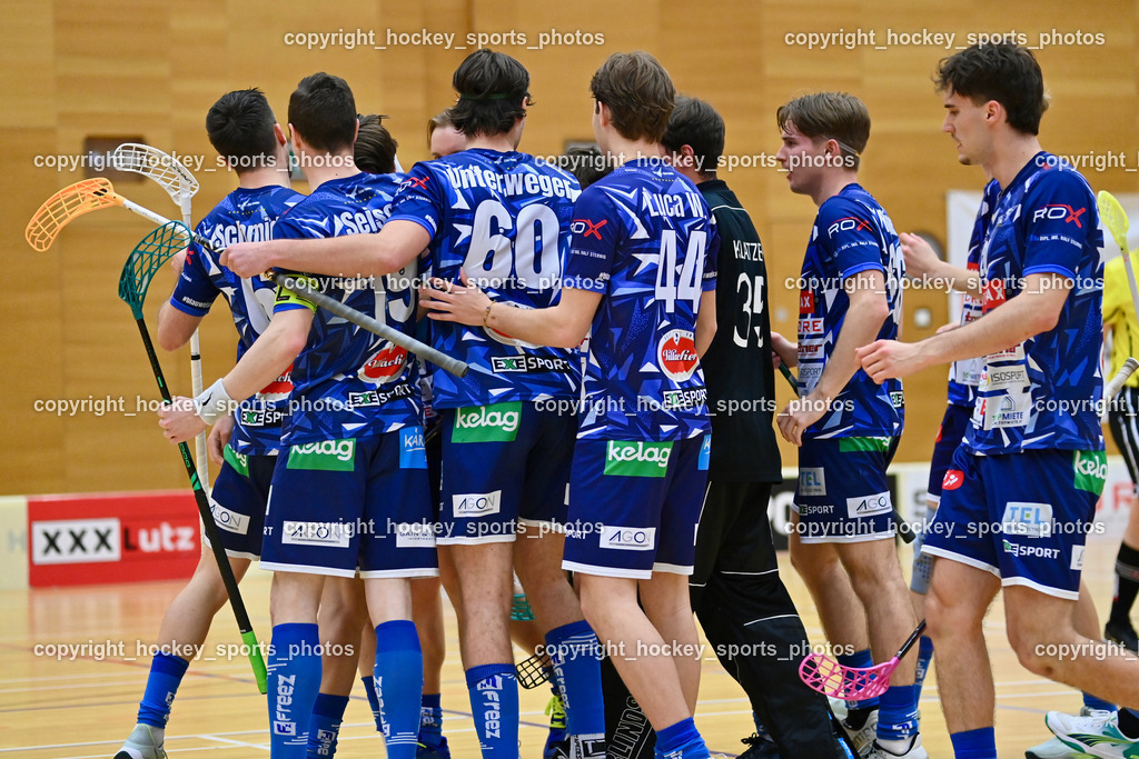 VSV Unihockey vs. KAC Floorball | Jubel VSV Unihockey, #72 Niklas Fechtig VSV Unihockey, #60 Thomas Unterweger VSV Unihockey, #46 Elias Kronig VSV Unihockey, VSV Unihockey vs. KAC Floorball, VSV Unihockey vs. KAC Floorball am 28.03.2026 in Villach (Ballspielhalle St. Martin), Austria, (Photo by Bernd Stefan)