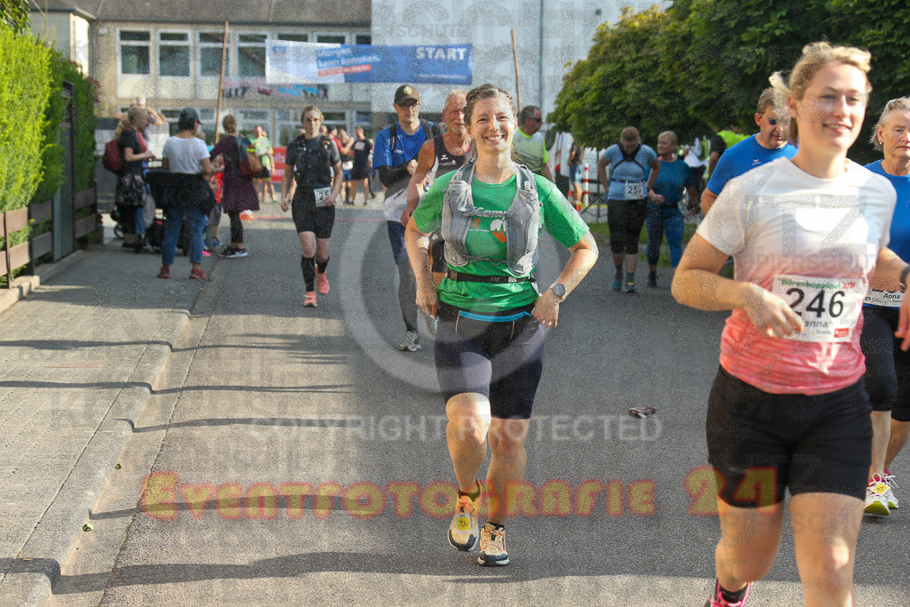 230804_1812_EX1_3800 | Sportfotografie im Rhein-Sieg Kreis, Köln, Bonn, NRW, Rheinland Pfalz, Hessen, etc. Unser Tätigkeitsfeld umfasst den Laufsport vom Volkslauf über den Marathon, Duathlon, Triathon bis zum Ultralauf wie Kölnpfad Ultra oder Schindertrail.