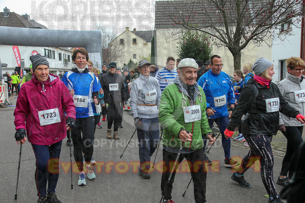 221127_1028_EX1_0573 | Sportfotografie im Rhein-Sieg Kreis, Köln, Bonn, NRW, Rheinland Pfalz, Hessen, etc. Unser Tätigkeitsfeld umfasst den Laufsport vom Volkslauf über den Marathon, Duathlon, Triathon bis zum Ultralauf wie Kölnpfad Ultra oder Schindertrail.