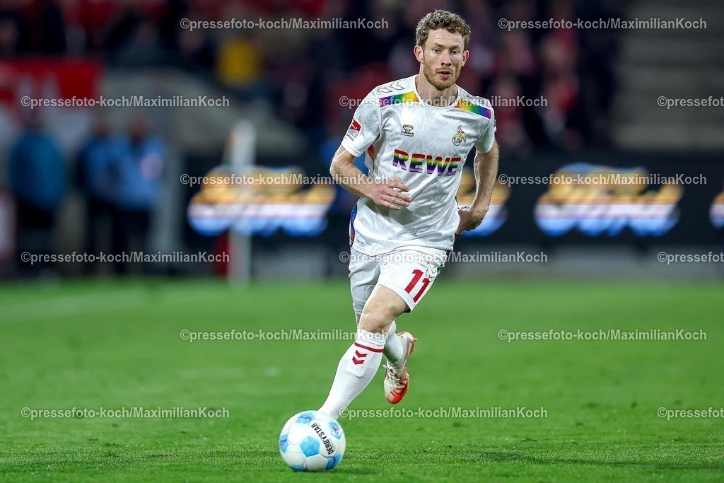 1FC05042502179 | 05.04.2025, Fußball, 1. FC Köln - Hertha BSC, 2.. Fußball Bundesliga, 28. Spieltag, RheinEnergie-STADION, Saison 2024 2025: Florian Kainz (FC Koeln #11) DFB regulations prohibit any use of photographs as image sequences and or quasi-video.