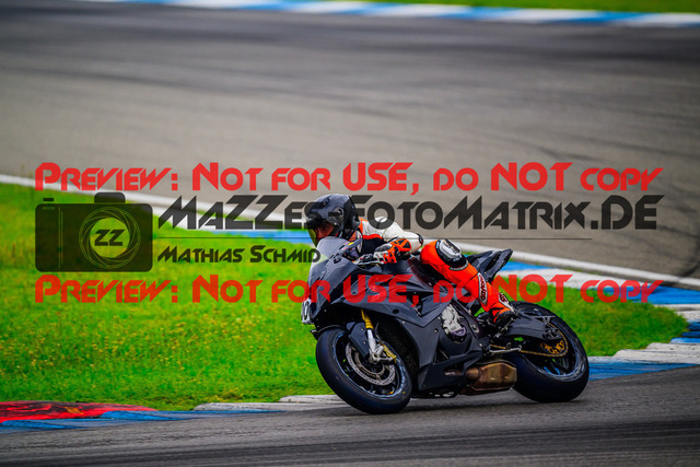 MaZZes_FotoMatrix_240614_6007705_0709 | GELB