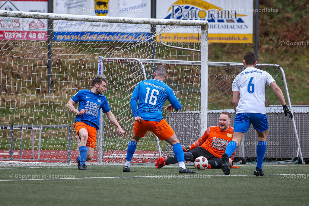 BQ3I3870 | 26.03.2023; Kreisoberliga Gießen/Marburg West; kunstrasenplatz Ewersbach; SG Dietzhölztal - TuSpo Nassau Beilstein; Ergebnis: 4:1 (2:1)