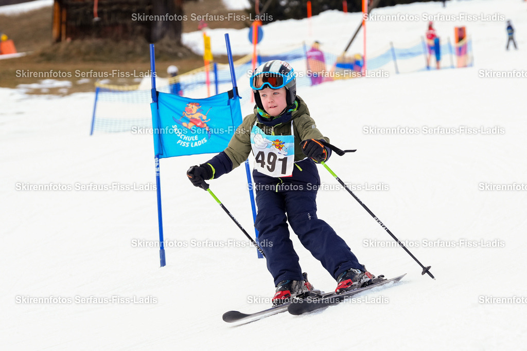 SRF_02.01.2026_0909 | Skirennfotos,Serfaus,Fiss,Ladis,Kinderskirennen,Winter,Tirol,Oberland,skirace,SFL,feelfree,weil wir's genießen,ski,Ski,skifahren,Sonnenplateau, - Realisiert mit Pictrs.com