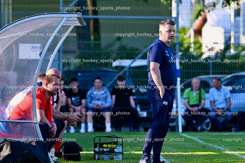 SAK vs. SC ST. Veit | Asisstentcoach SC St. Veit Bernhard Seebacher, Headcoach SC St. Veit Martin Harald Kaiser, SAK vs. SC ST. Veit, SAK vs. SC ST. Veit am 30.04.2025 in Klagenfurt (Sportpark Welzenegg), Austria, (Photo by Bernd Stefan)