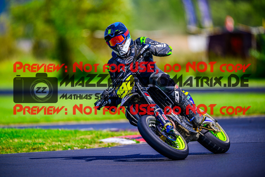 MaZZes_FotoMatrix_240714_6007705_8316 | S2