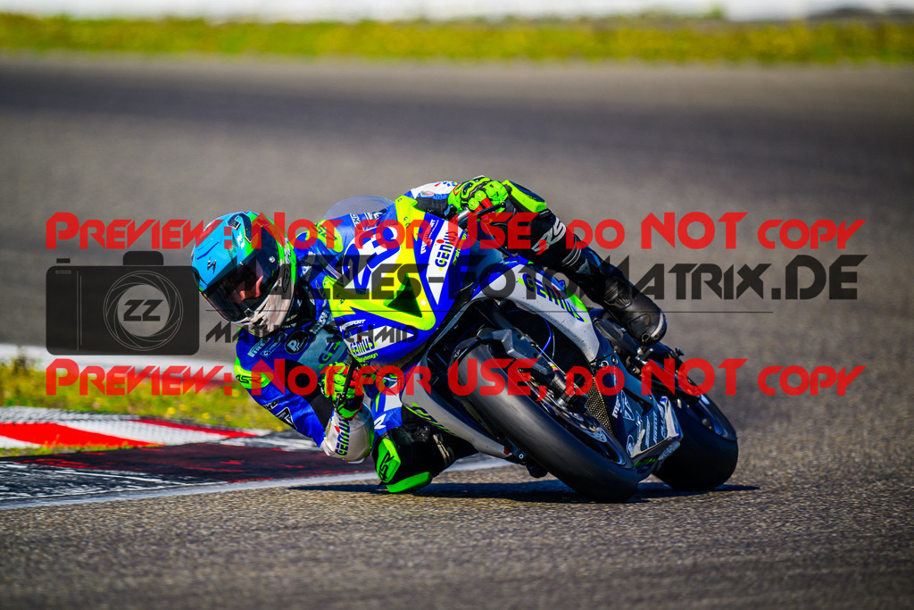 MaZZes_FotoMatrix_240901_6007705_7099 | SSP600