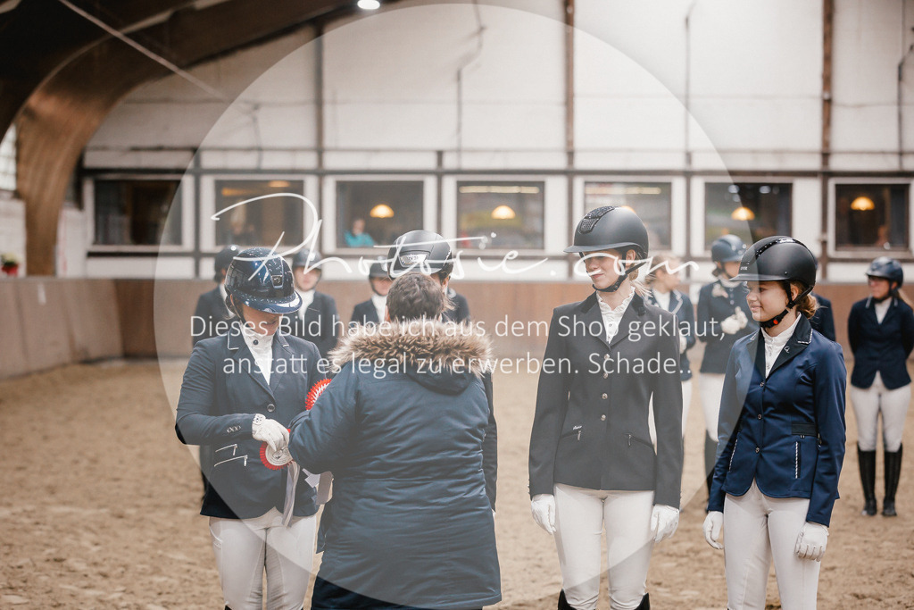 3I6A7639 | Stimmungsvolle Portraits und Reitsportfotografie im Ruhrgebiet und im Münsterland.

Pferdefotografie, Hundefotografie, Tierfotografie, Reportagen, Portraits von Tier und Mensch, Turnierfotografie in Bochum, Recklinghausen, Marl, Haltern am See, Dülmen.. - Realisiert mit Pictrs.com