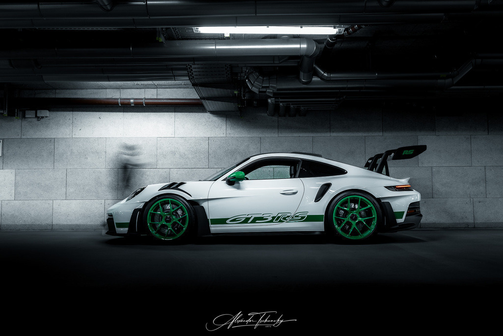 911 Porsche 911 GT3 RS | Entdecken Sie die faszinierende Welt von Alexander Tschuncky Arts: Kreative Fotografie, atemberaubende Automobilkunst und hochwertiger Bilderdruck. Lassen Sie sich inspirieren! - Realisiert mit Pictrs.com