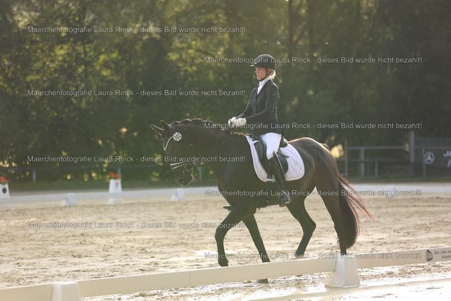 HG9A7442 | laurarinckfotografie - Realisiert mit Pictrs.com