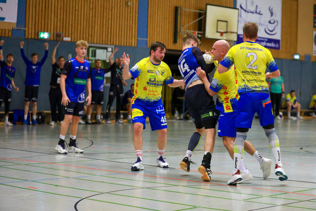 SVN_OscRheinhausen_021124_160 | Bildergalerie von Sport-Ereignissen aber auch von weiteren spannenden Dingen - nicht nur vom Niederrhein. In Anlehnung an den bekannten Spruch von Hanns Dieter Hüsch heißt das Motto: "Niederrhein ist überall".  - Realisiert mit Pictrs.com