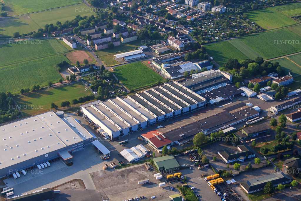 Luftbild: Zehnder Zenia in Lahr im Bundesland Baden-Württemberg in Deutschland. – Foto: IMG_68096.jpg vom 19.06.2014 durch Werner Riehm/FLY-FOTO.de – Auflösung des Originals: 4752 x 3168 px – Zehnder Zenia - Elektrobetrieb