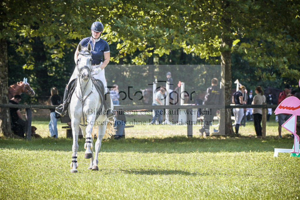 DOS_0874 | Entdecke hochwertige Reitturnierfotos von Foto Oger. Professionell, emotional und authentisch – jetzt Lieblingsmomente im Shop bestellen.Deutschlandweite Turnierfotografie. - Realisiert mit Pictrs.com