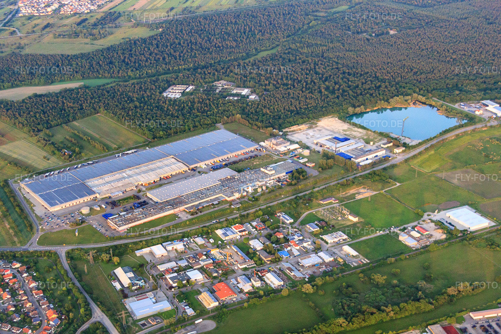 Luftbild: Industriegebiet Bruchstücker und Goodyear in Philippsburg im Bundesland Baden-Württemberg in Deutschland. Foto: IMG_66466.jpg vom 30.05.2014 durch Werner Riehm/FLY-FOTO.de