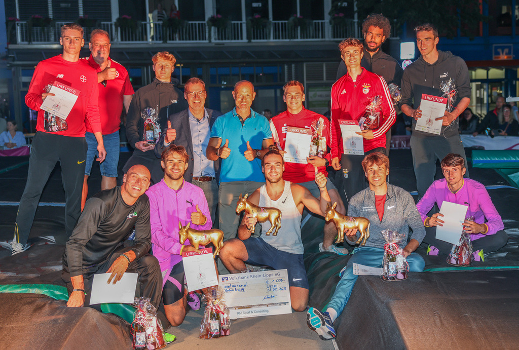 top-top.de-250828-414 | Foto, Video, Fotografie, Videografie, Fotobox, DJ, Discjockey, Musik, Musikbox, Veranstaltung, Photobooth, Amazon, Ebay, Buchtipp, Bestseller, Autor, Verlag, Buch, Wesel, Hamminkeln, NRW, Dinslaken, Rees, Drohne, Hochzeit, Party, Fotobox, Wesel, Fotograf