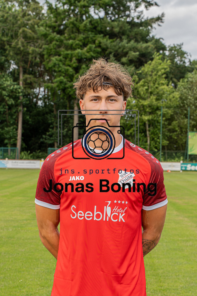 Fußball I Herren I Saison 2026-2027 I Mannschaftsfoto I SV Thüle I - Bezirksliga Weser-Ems 4 I 2577 | jns.sportfotos - Realisiert mit Pictrs.com