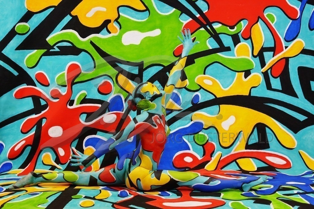 Bodypainting-TROPFEN_5568 | #002 | Modell: Pola | Foto: Carsten Korwes - Realisiert mit Pictrs.com